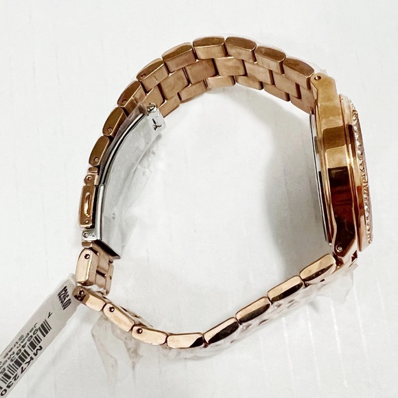 New MICHAEL KORS Rose Gold Tone unisex Watch - Picture 7 of 7